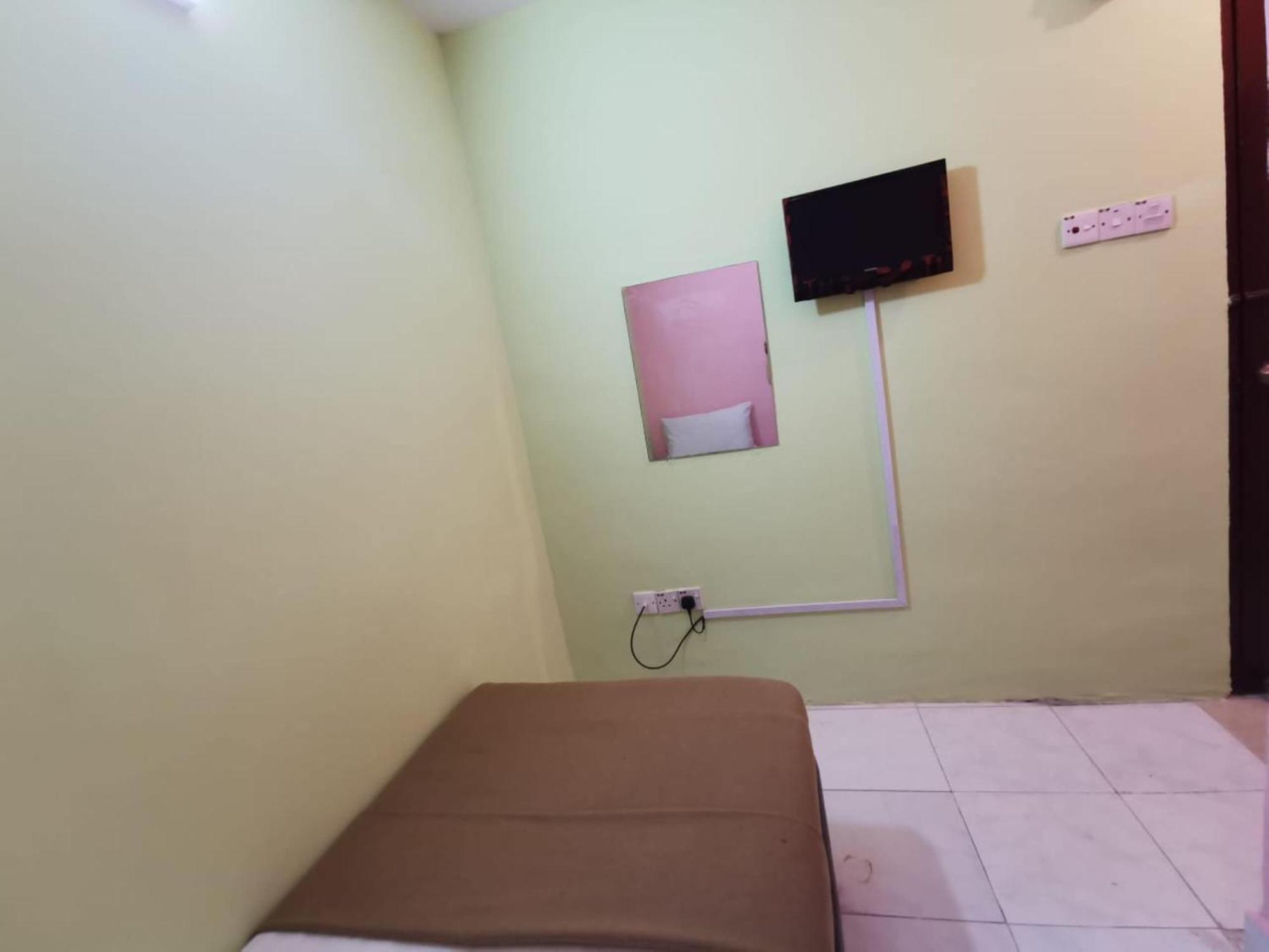 Super Oyo 90086 My Seven Days Inn Johor Bahru Exterior foto